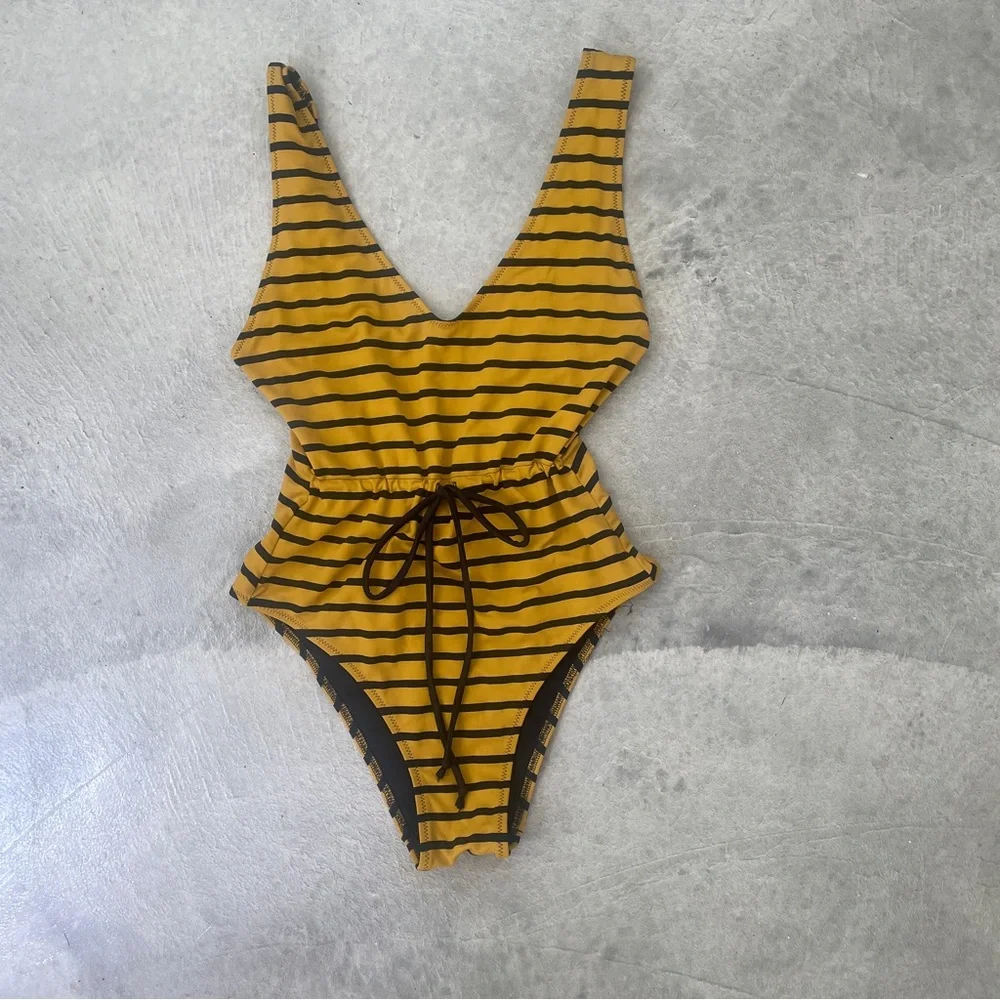 Solid and Striped mustard stripe one piece swimsuit sz Small - Picture 1 of 7